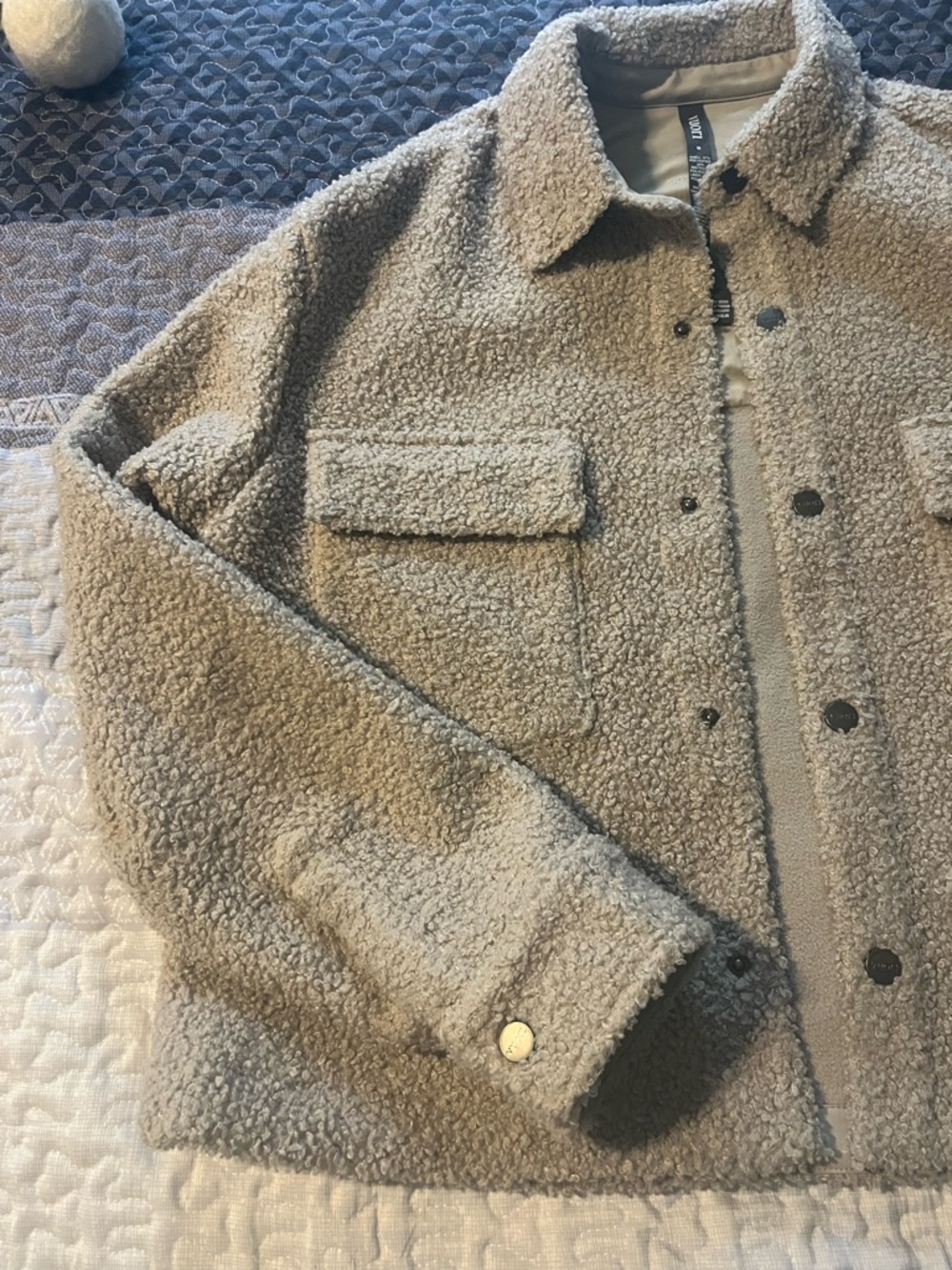 Women’s Beige Sherpa Jacket - Casual Button-Up Coat - Picture 2 of 6